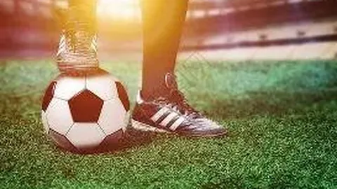 重庆教委就宋亚轩学籍事件作出正式说明：所有手续均遵循规定