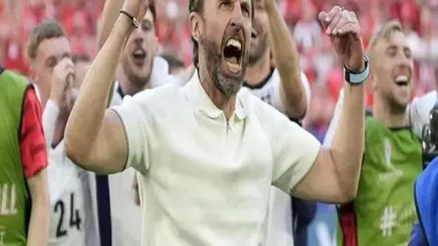 [NBA]亚历山大火力全开，外线三分锐利如刃！